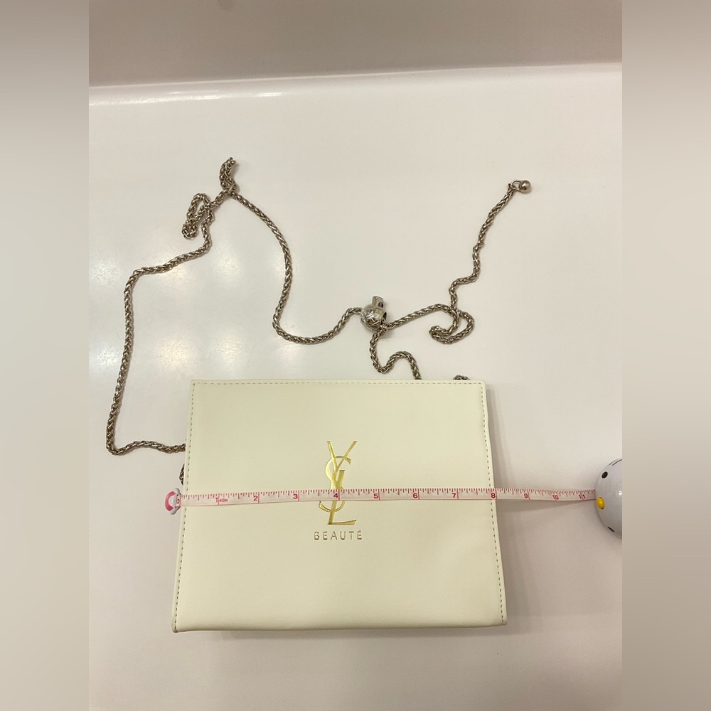 Yves Saint Laurent White Cosmetic Bag - Picture 7 of 9